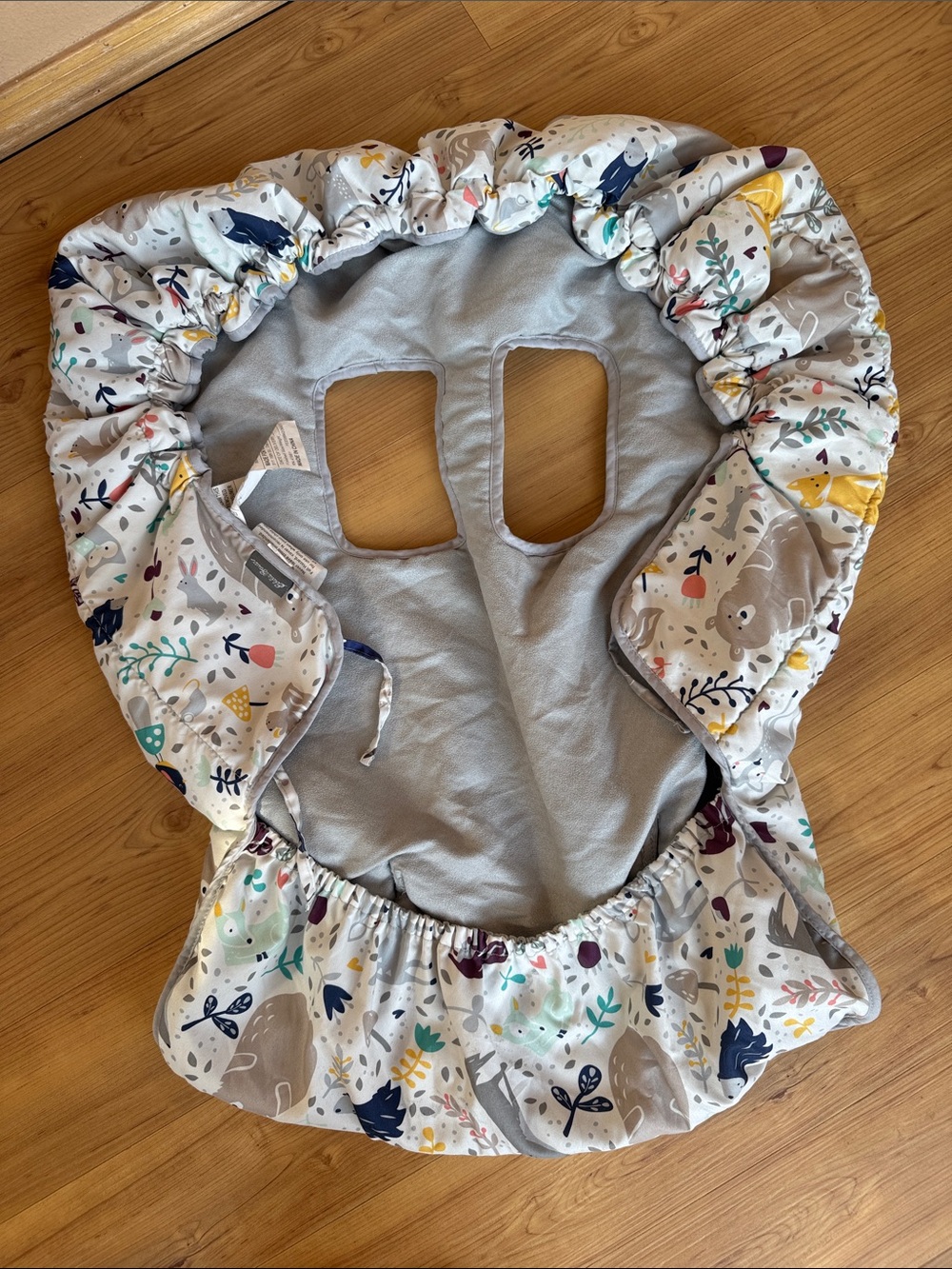 Eddie Bauer set cover for cart or high chair